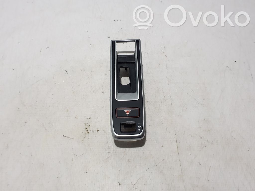 Porsche Panamera (971) Botón interruptor de luz de peligro 