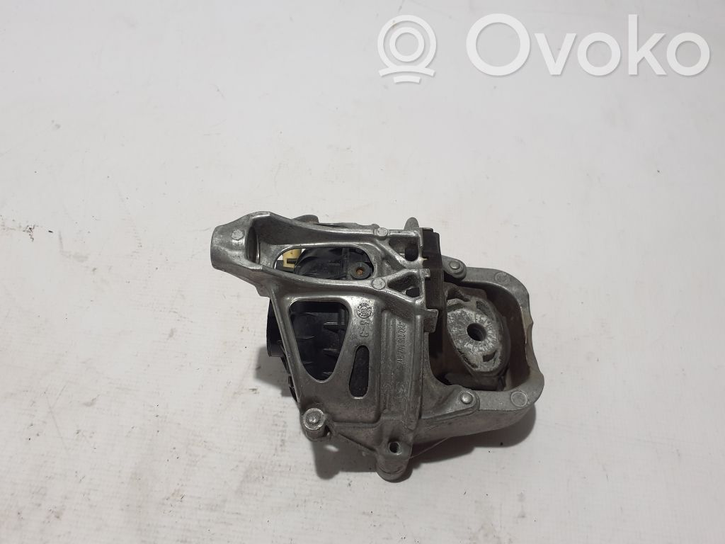 Porsche Panamera (971) Engine mount bracket 
