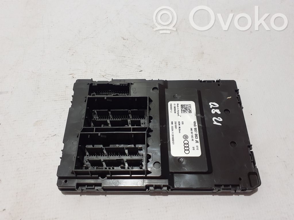 Audi Q8 Module confort 