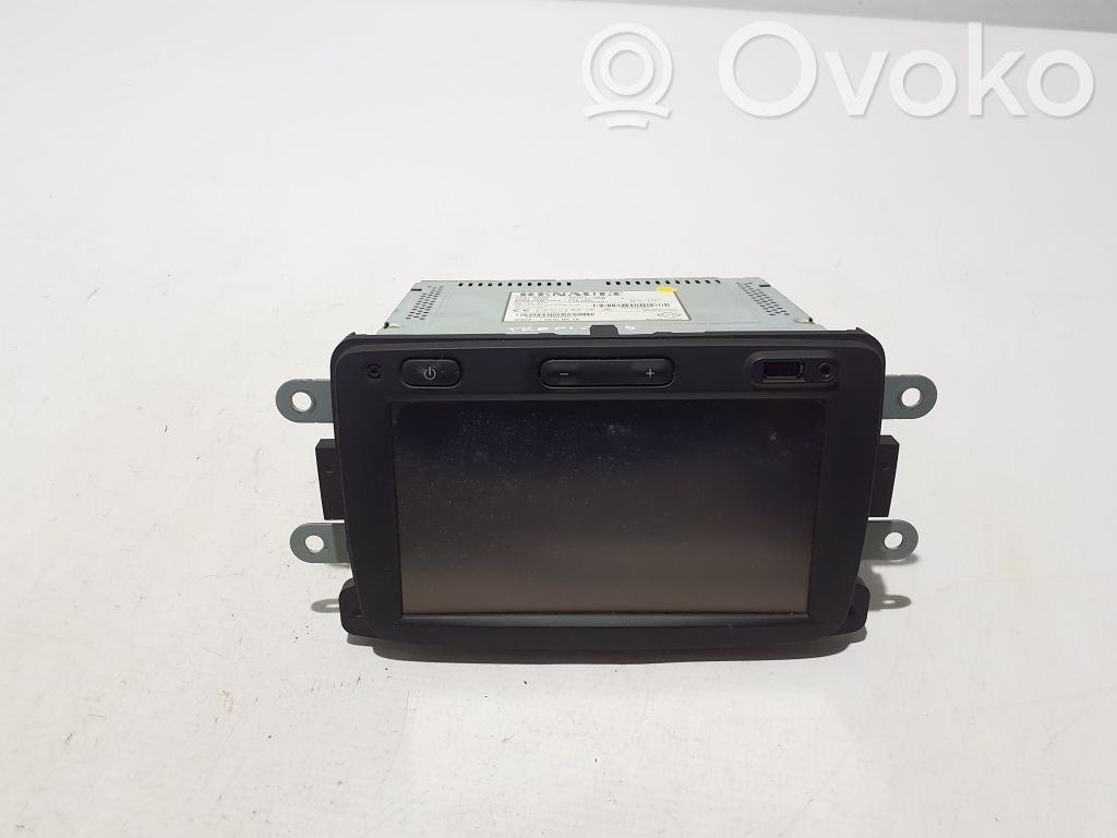 Renault Trafic III (X82) Radio/CD/DVD/GPS head unit 