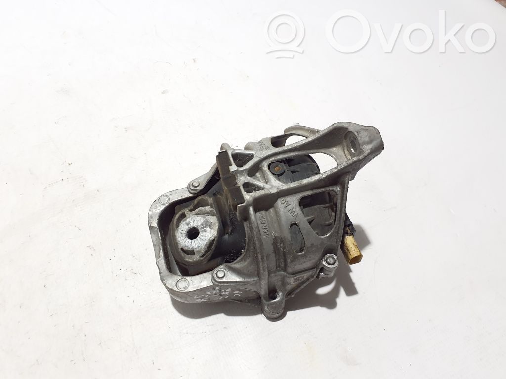 Audi A5 Engine mount bracket 