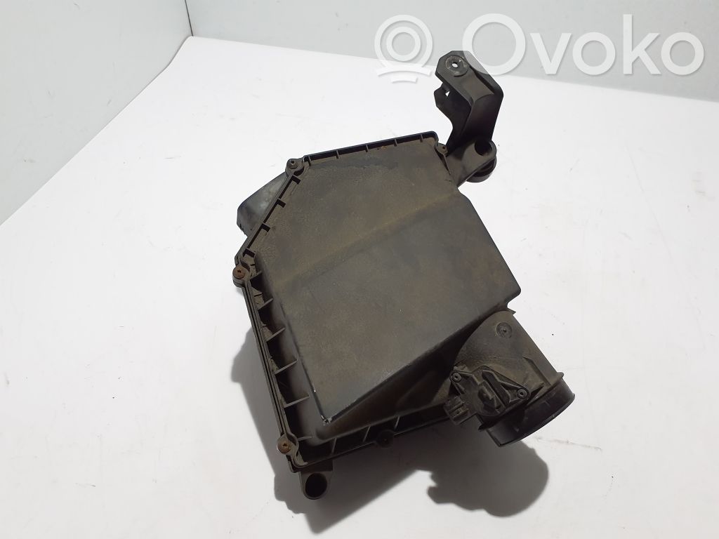 Volvo XC90 Obudowa filtra powietrza 