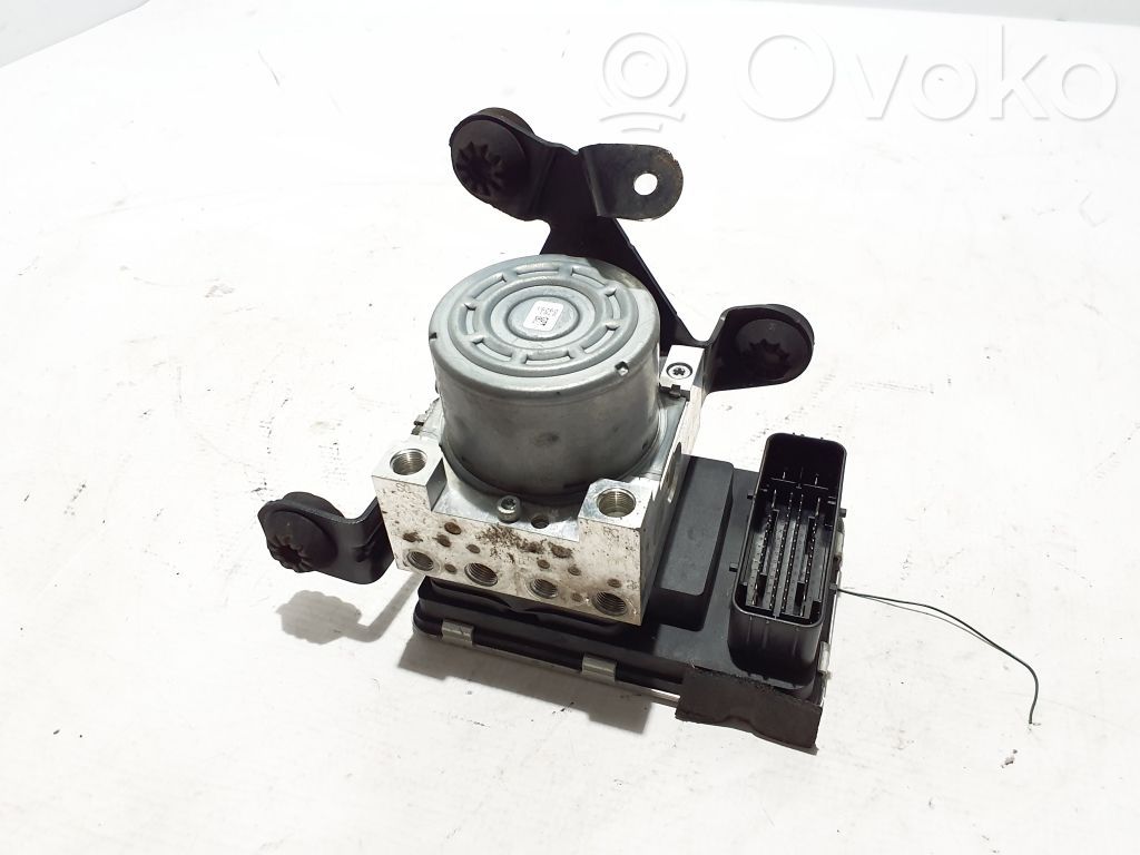 Volvo XC90 ABS Pump 
