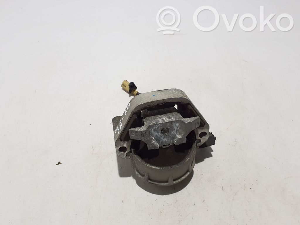 Audi A6 S6 C7 4G Engine mount bracket 