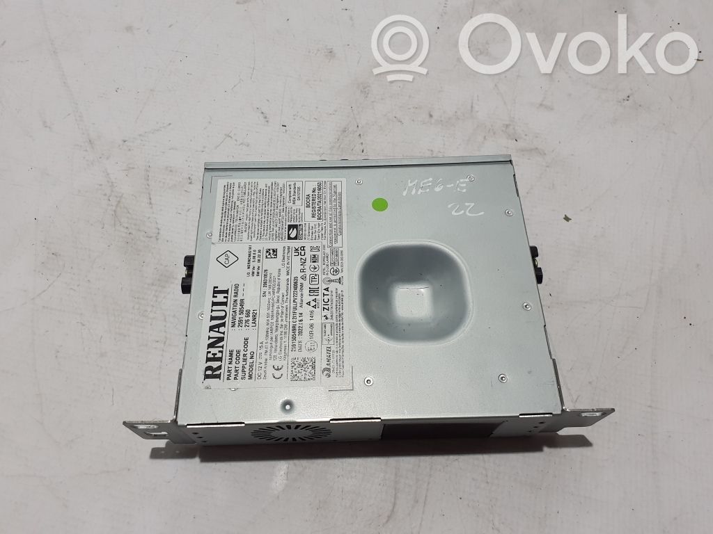 Renault Megane E-Tech Radio/CD/DVD/GPS head unit 