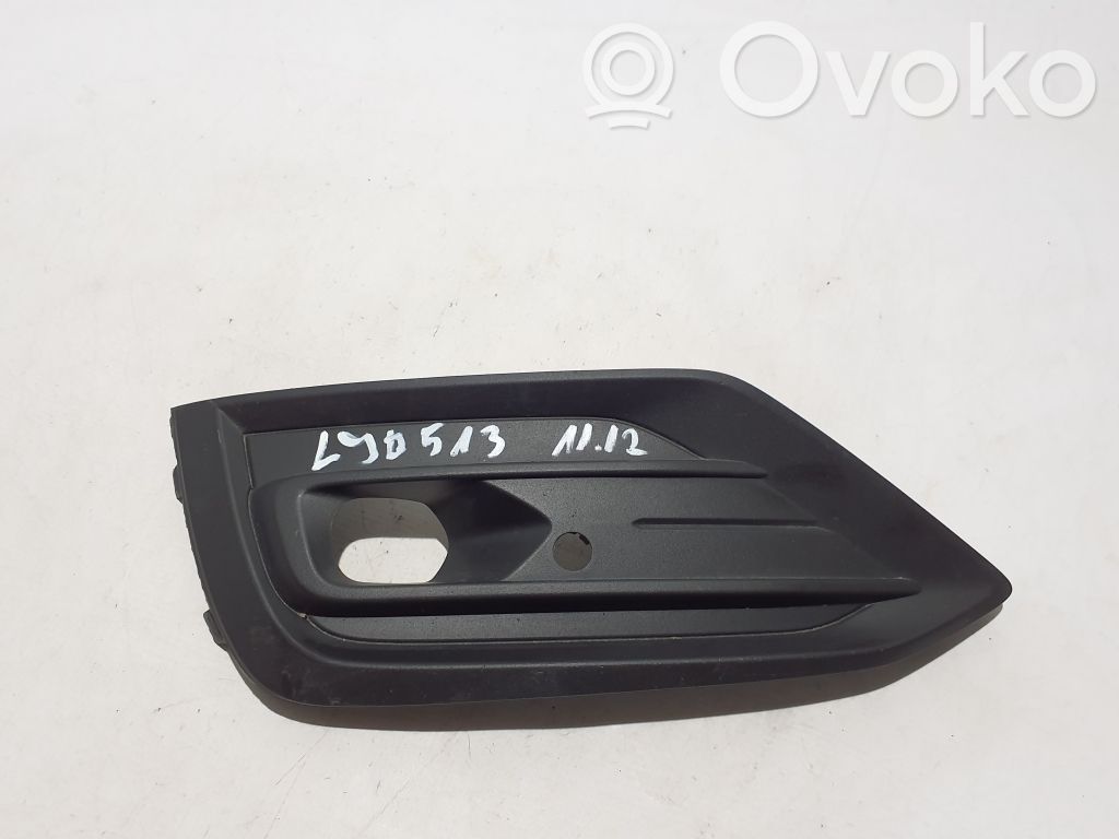 Volvo V60 Rejilla inferior del parachoques delantero 