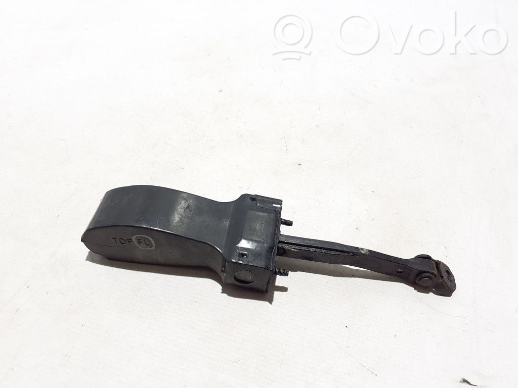 Volvo EX30 Etuoven pidätin
