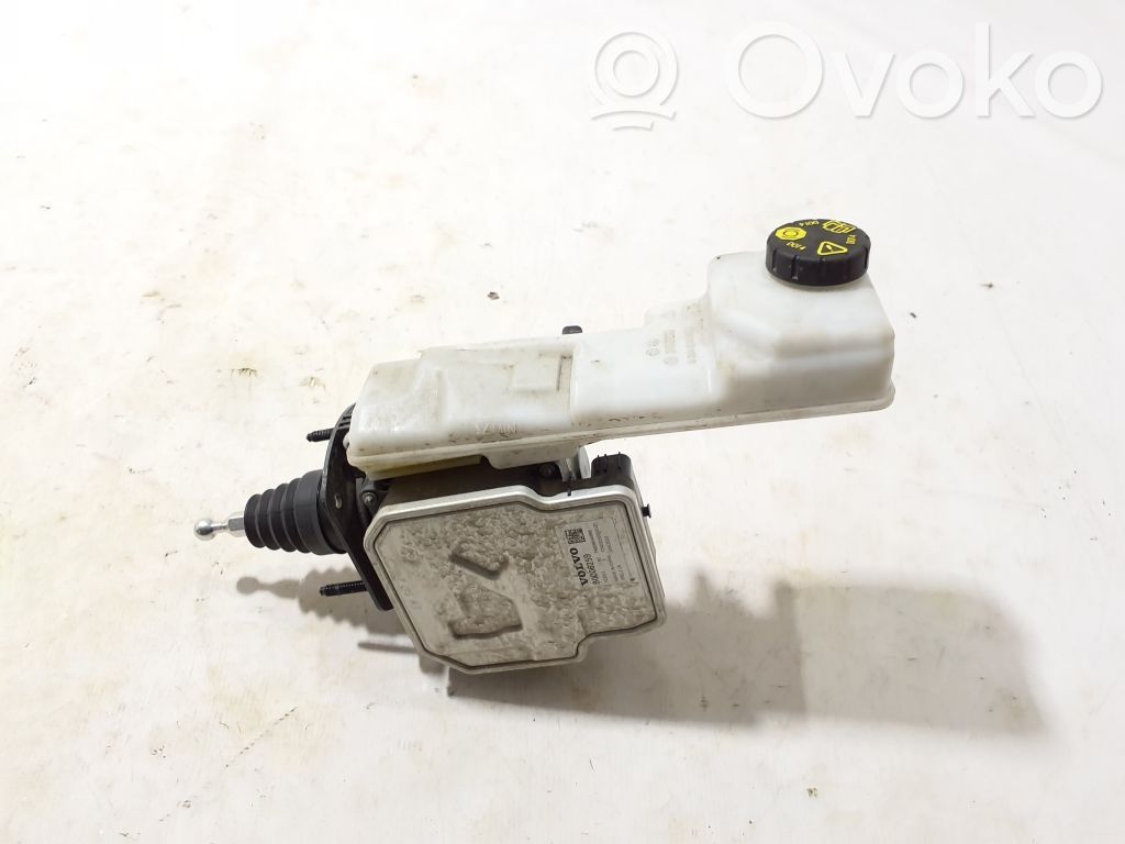 Volvo EX30 Servofrână 