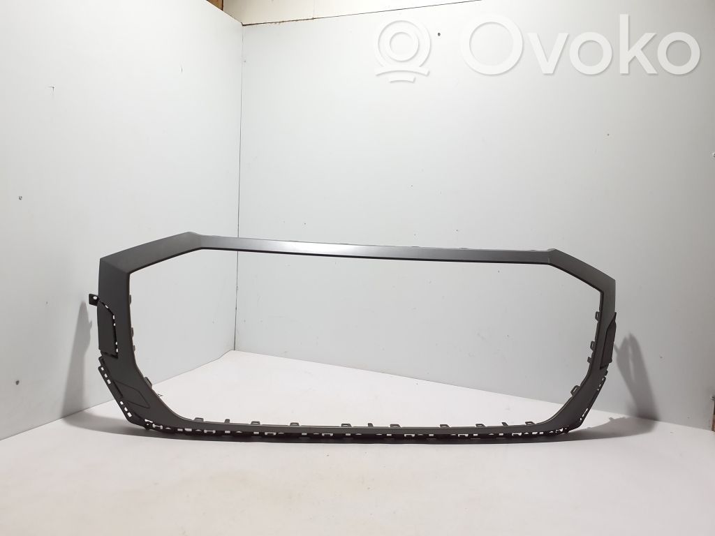 Audi Q8 Etupuskurin ylempi jäähdytinsäleikkö 