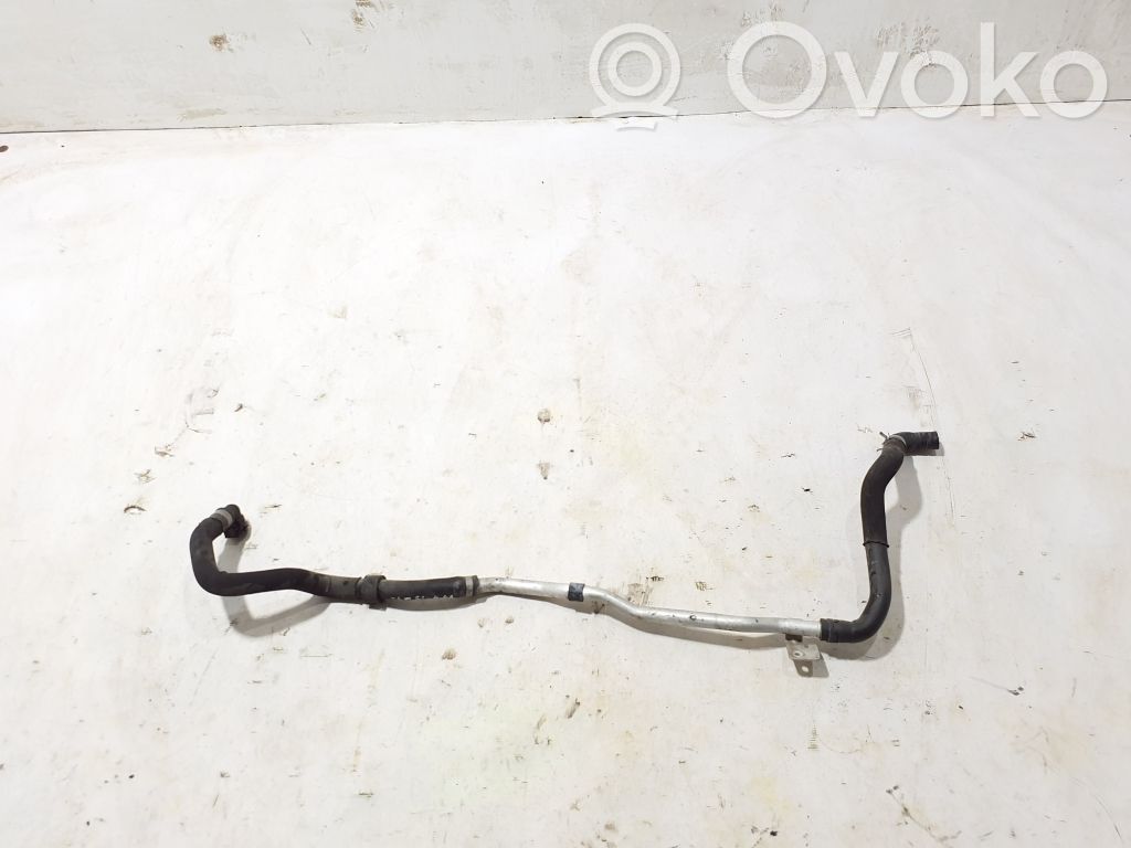 BMW X6 G06 Tuyau de liquide de refroidissement moteur 