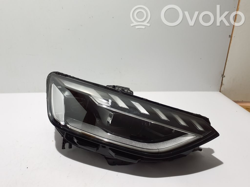 Audi A4 S4 B9 Phare frontale 