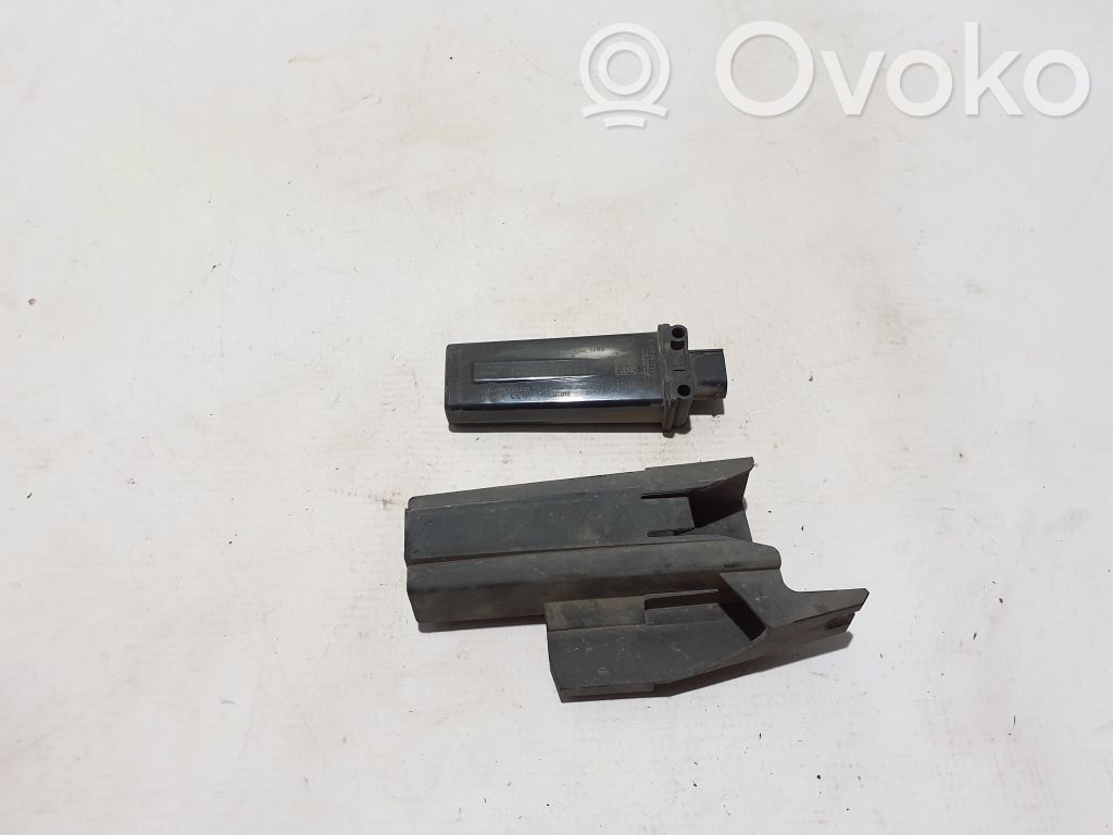 Porsche Macan (95B) Tire pressure control unit 