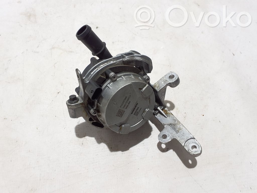 Volvo XC40 Pompe à eau de liquide de refroidissement 