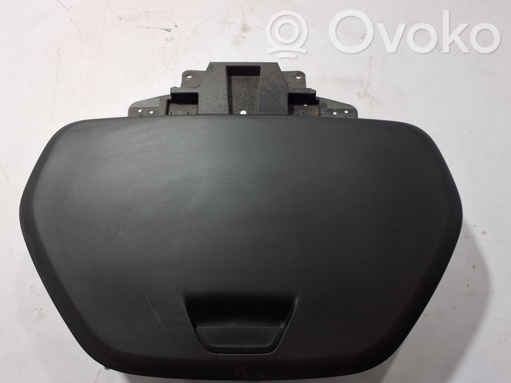 Volvo XC40 Front trunk storage compartment 