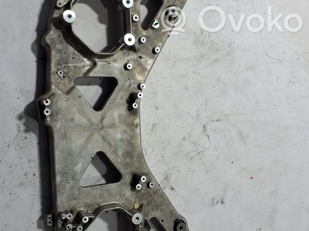 Volvo XC40 Engine mounting bracket 