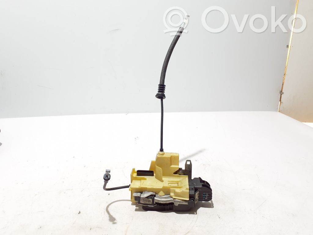 Volvo XC60 Takaoven lukko 