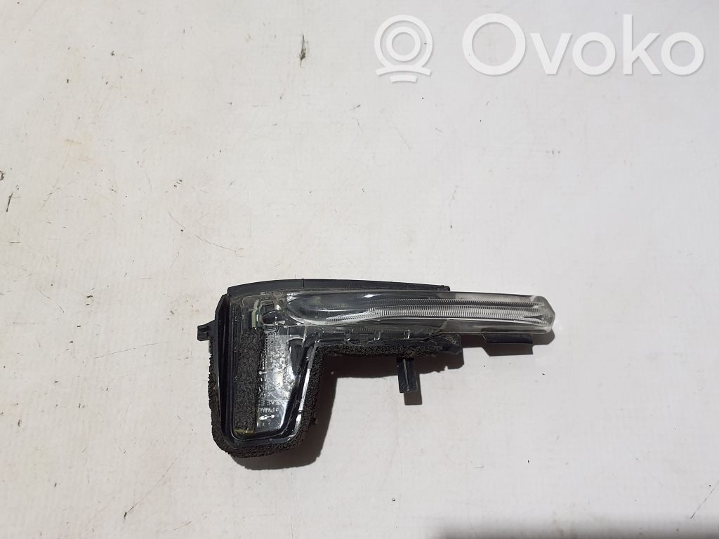 Volvo XC90 Mirror indicator light 