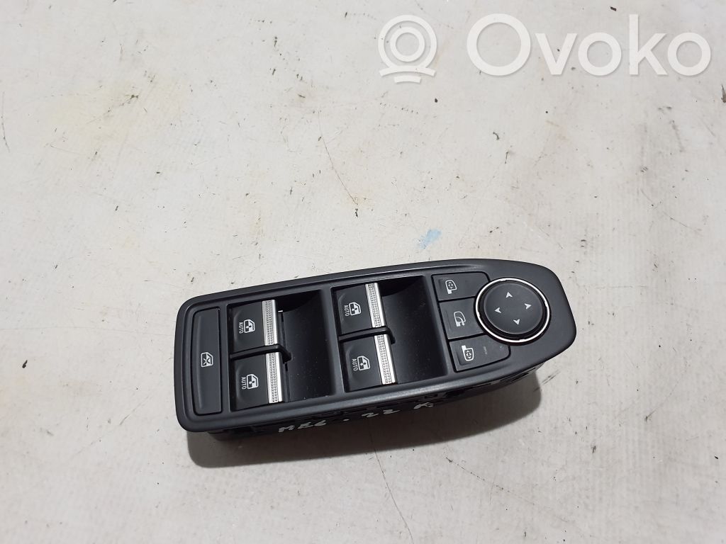Renault Megane E-Tech Electric window control switch 