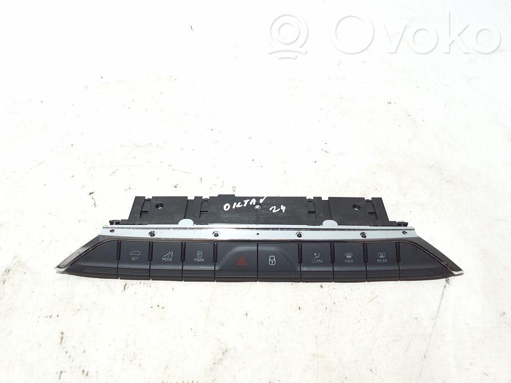 Skoda Octavia Mk4 Botón interruptor de luz de peligro 