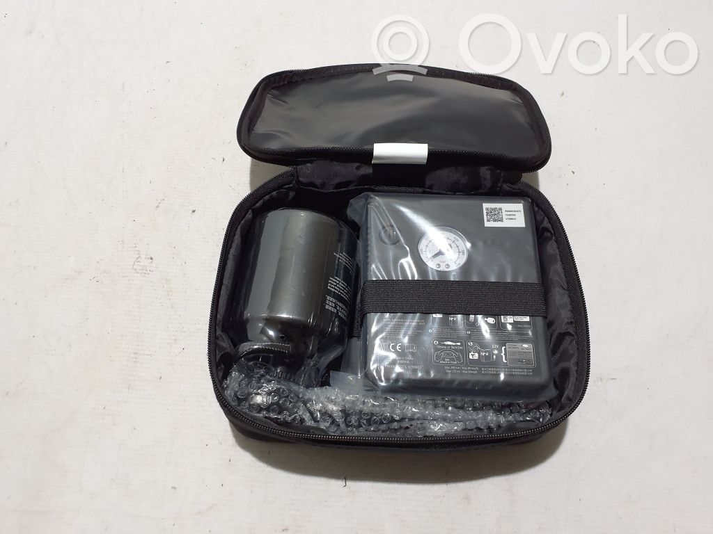 Volvo EX30 Tire air pump compressor