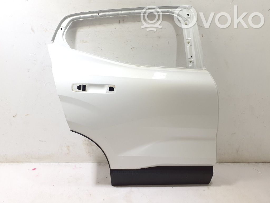 Volvo EX30 Takaovi 