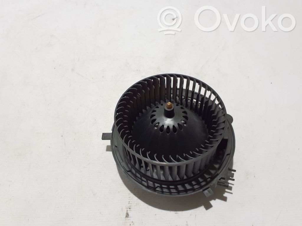 Skoda Kodiaq Wentylator nawiewu / Dmuchawa
