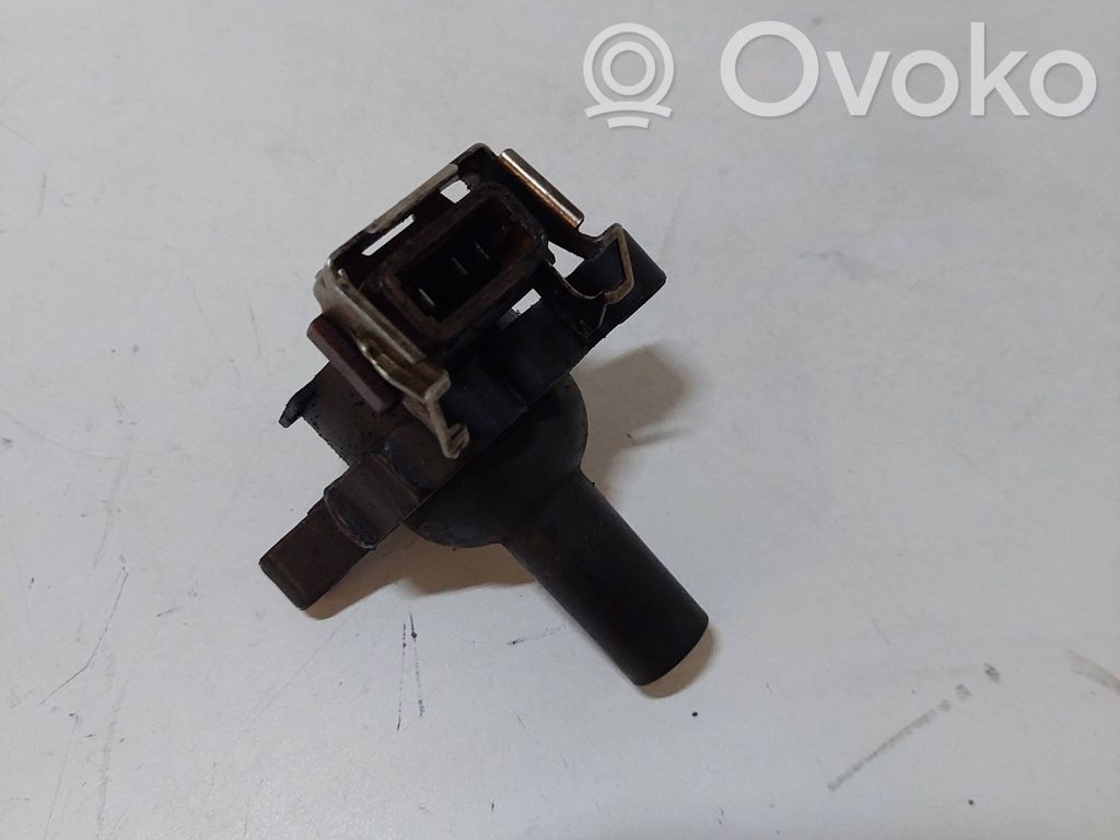BMW 5 E39 High voltage ignition coil 