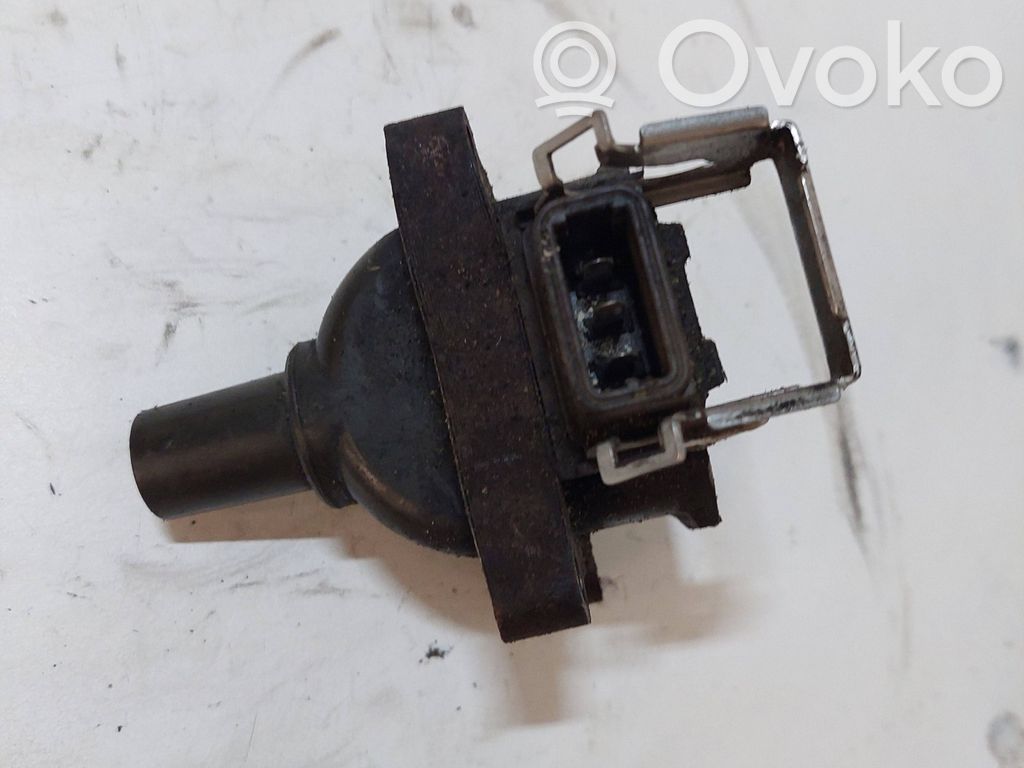 BMW 5 E34 High voltage ignition coil 