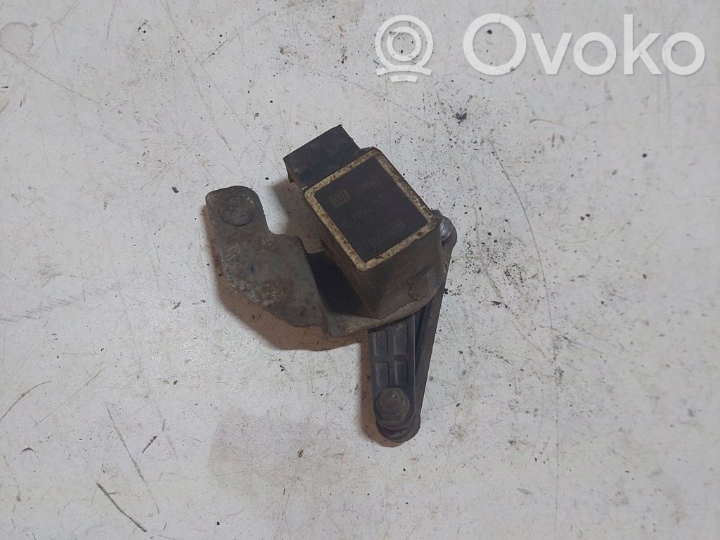 BMW 5 E60 E61 Front height sensor lever 