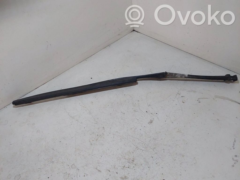 BMW 5 E39 Front wiper blade arm 