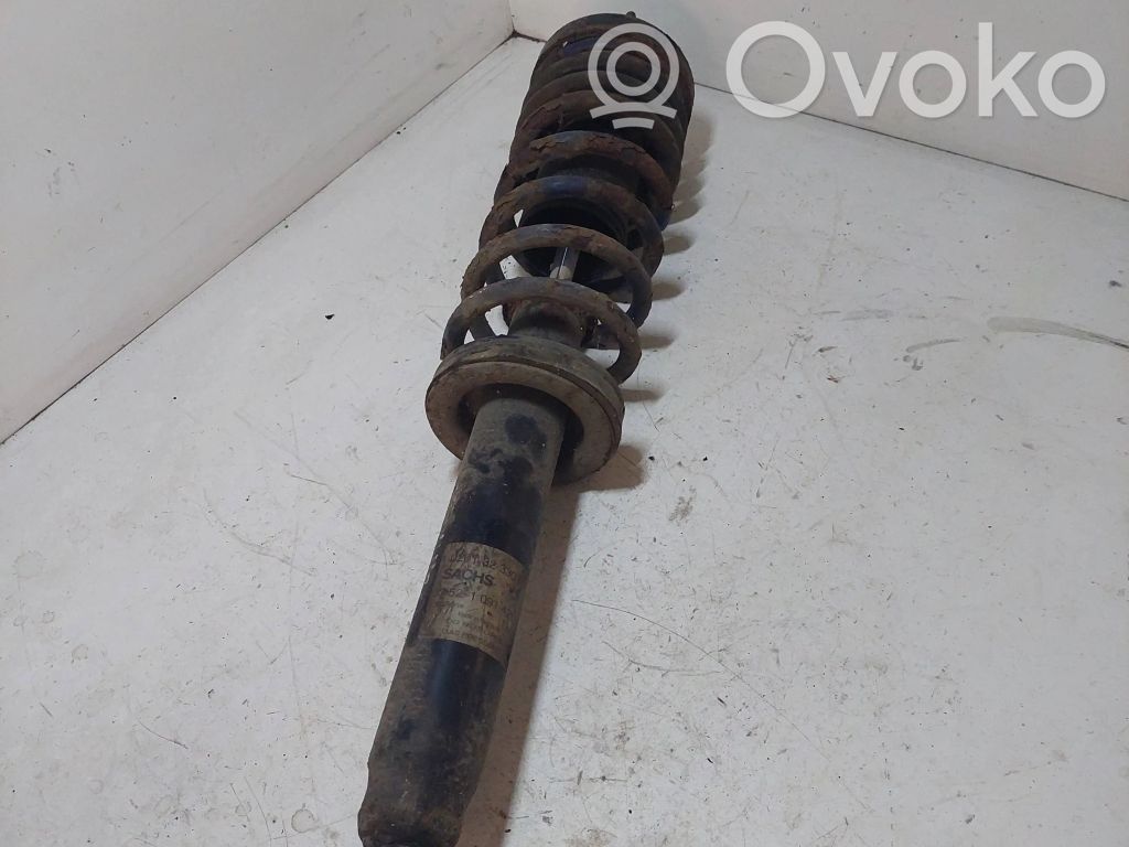 BMW 5 E39 Aizmugurē amortizators 