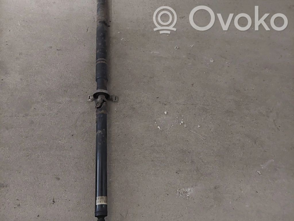 BMW 5 E39 Kardanas komplekte 
