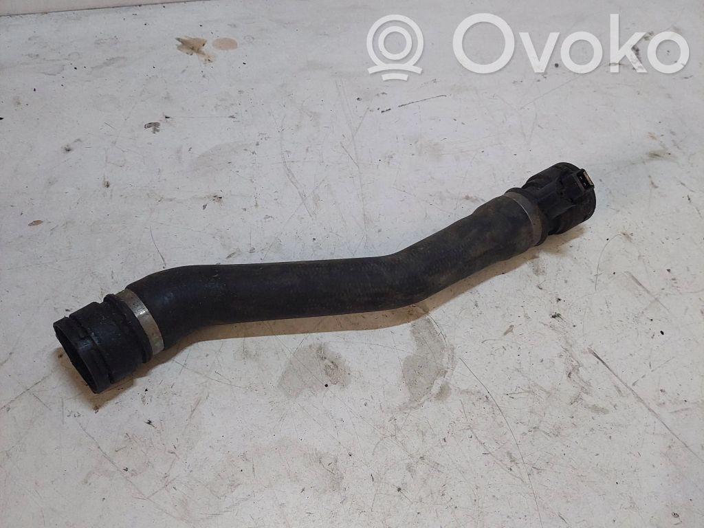 BMW 5 E39 Engine coolant pipe/hose 