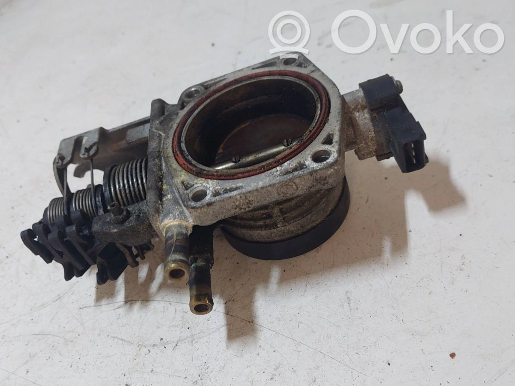 BMW 5 E39 Throttle valve 