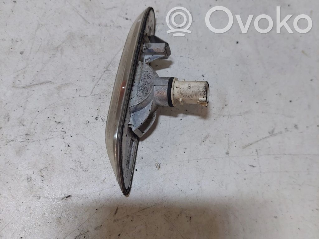 BMW 5 E60 E61 Front fender indicator light 
