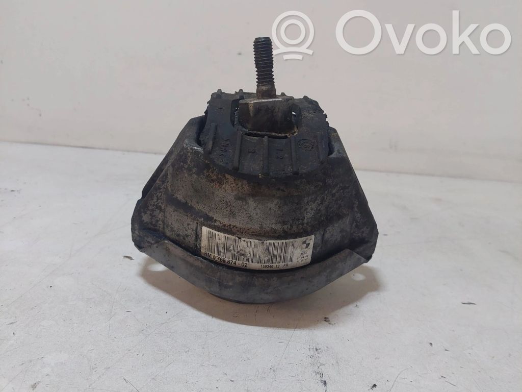 BMW 5 E60 E61 Engine mount bracket 