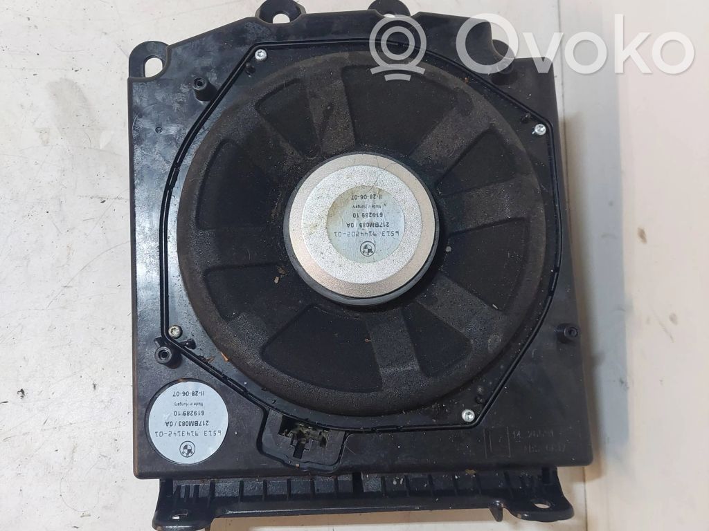 Subwoofer   61928910