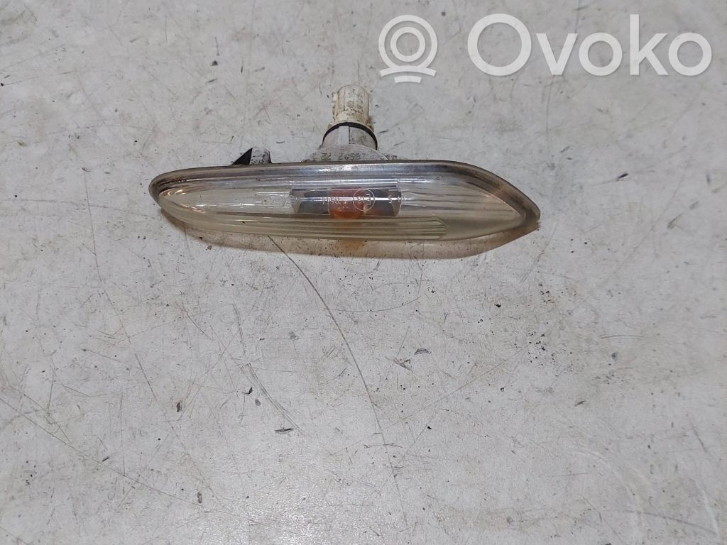 BMW 5 E60 E61 Front fender indicator light 
