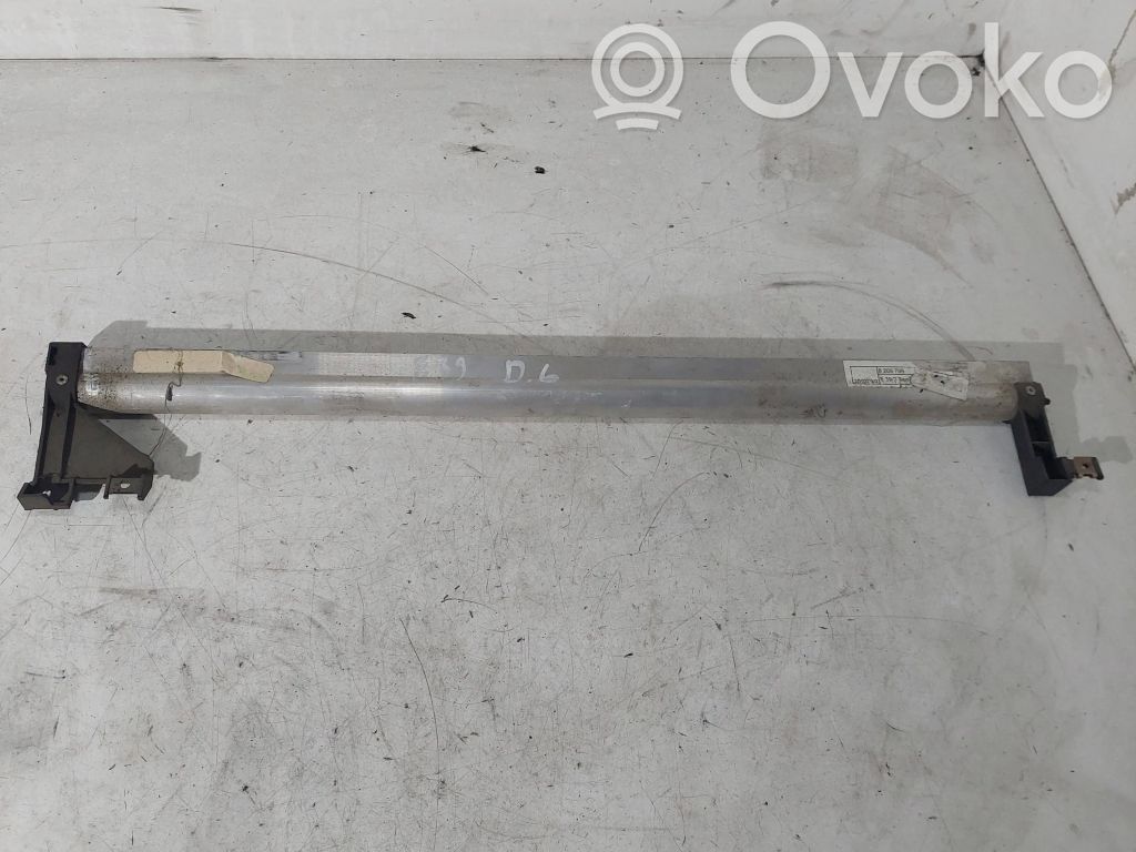 BMW 5 E39 Aizmugurē logu aizkars 