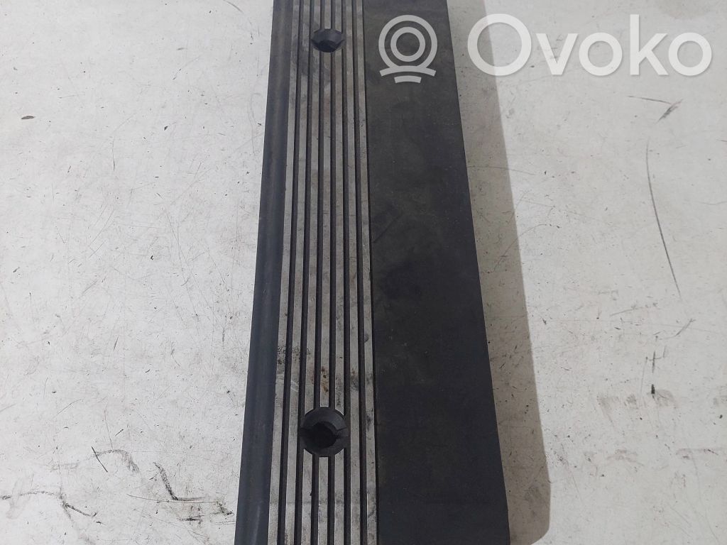 BMW 7 E38 Engine cover (trim) 