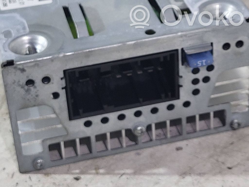 BMW 5 E60 E61 Sound amplifier 