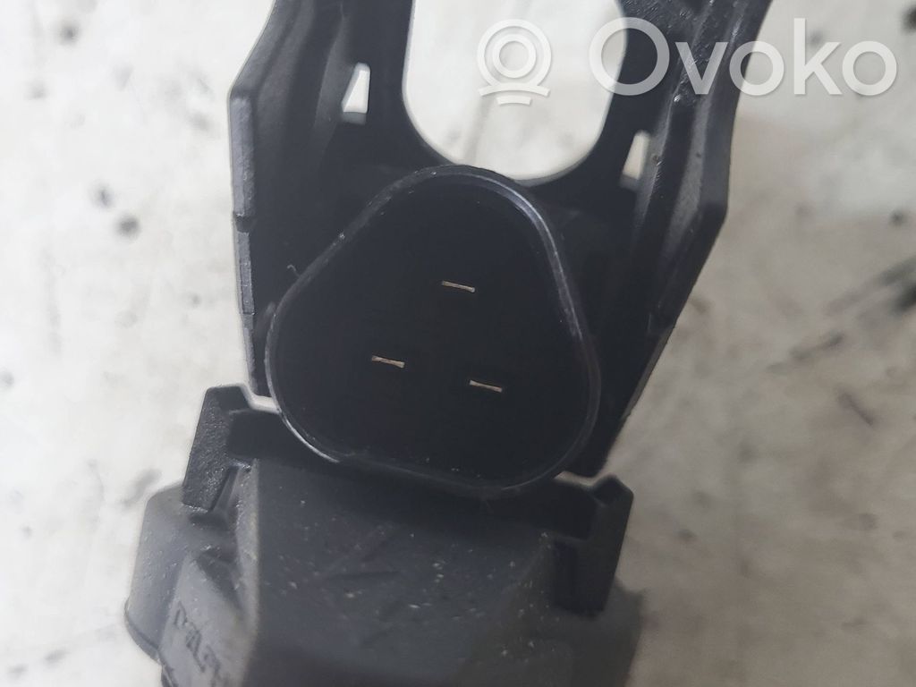 High voltage ignition coil