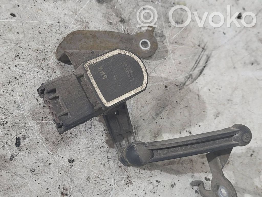 Headlight/headlamp level sensor   6785205,090710