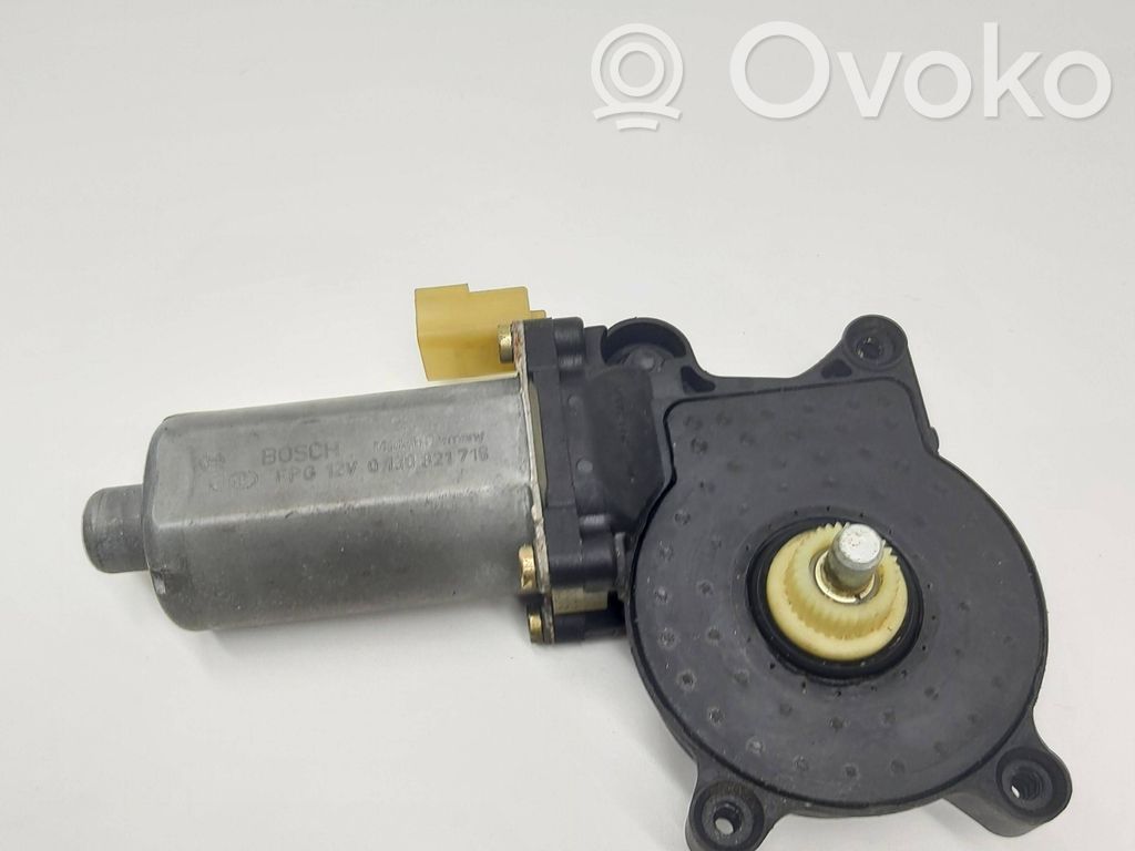 BMW X5 E53 Front door window regulator motor 