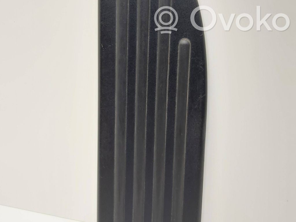 BMW 7 E65 E66 Pēdu balsts 