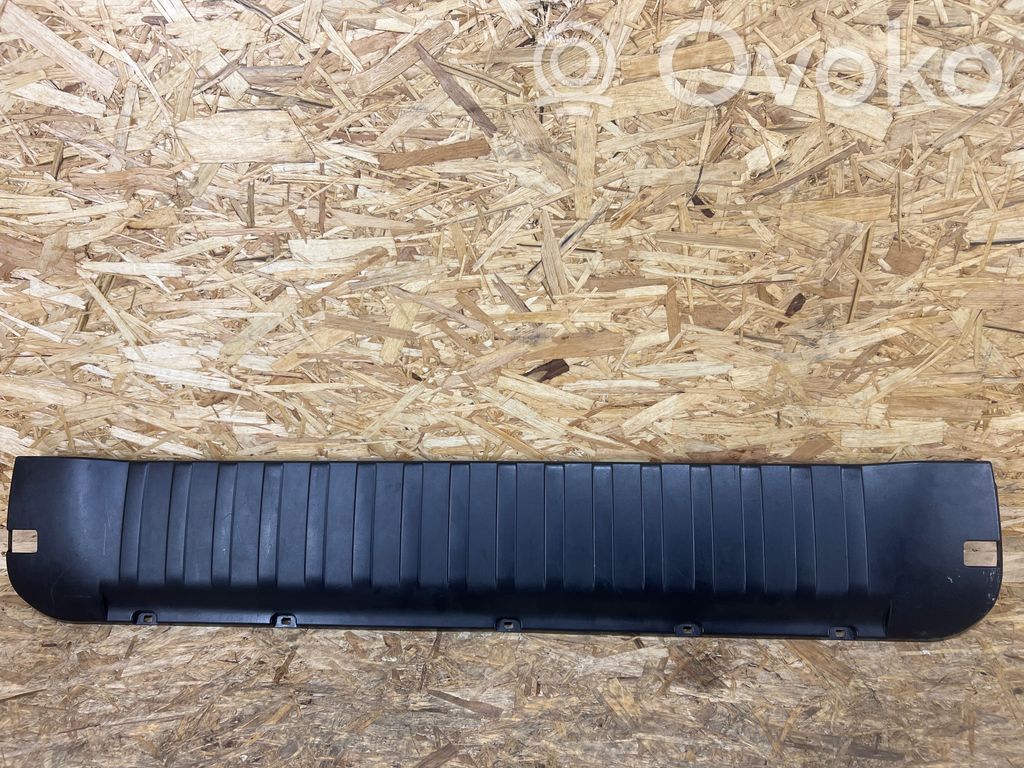 BMW X5 E70 Tailgate trim 