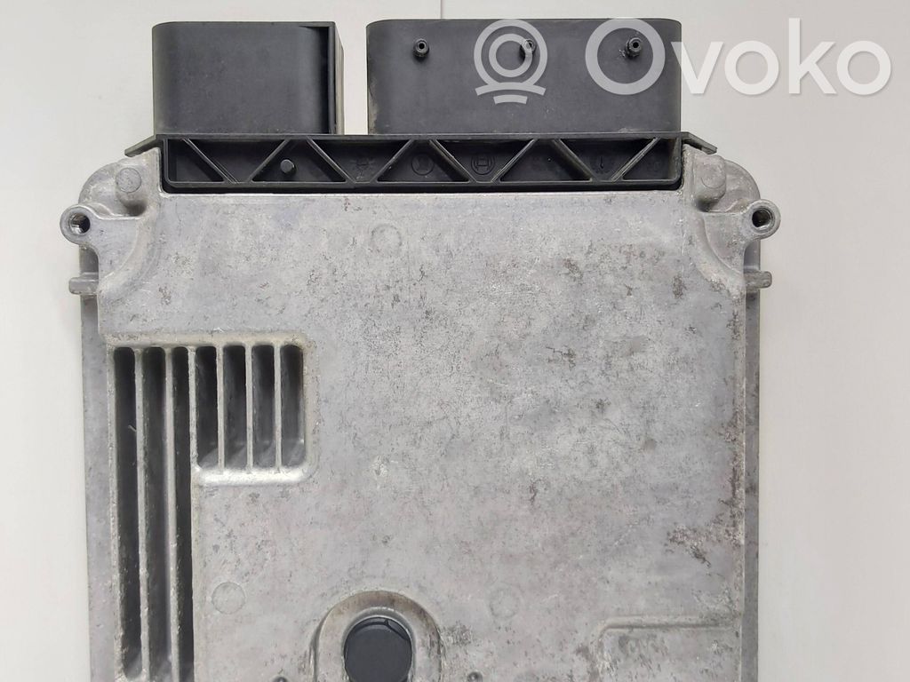 BMW X5 E70 Unitate control motor/modul ECU 