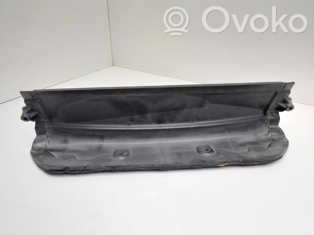 BMW X5 E70 Alte piese compartiment motor 