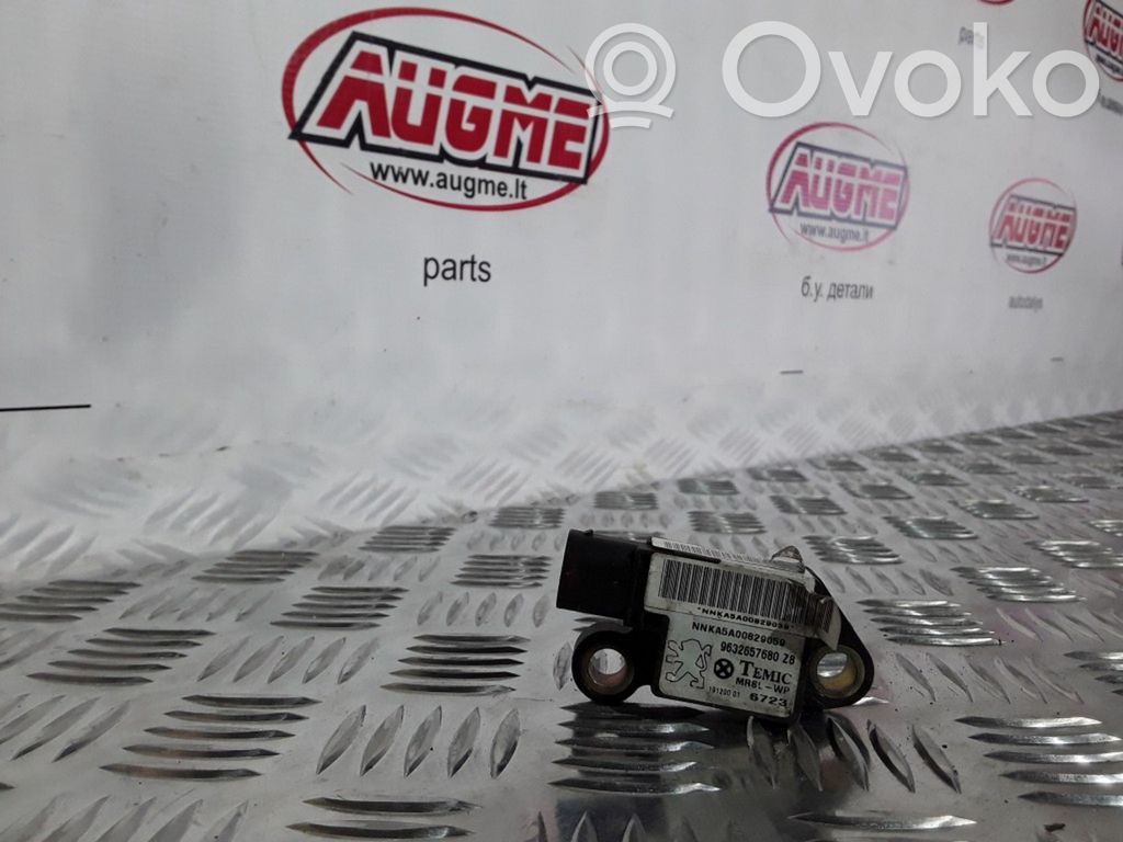 Peugeot 607 Airbagsensor Crashsensor Drucksensor 