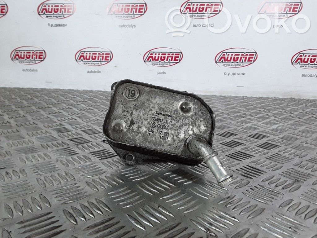 Volkswagen Golf V Mocowanie / uchwyt filtra oleju 